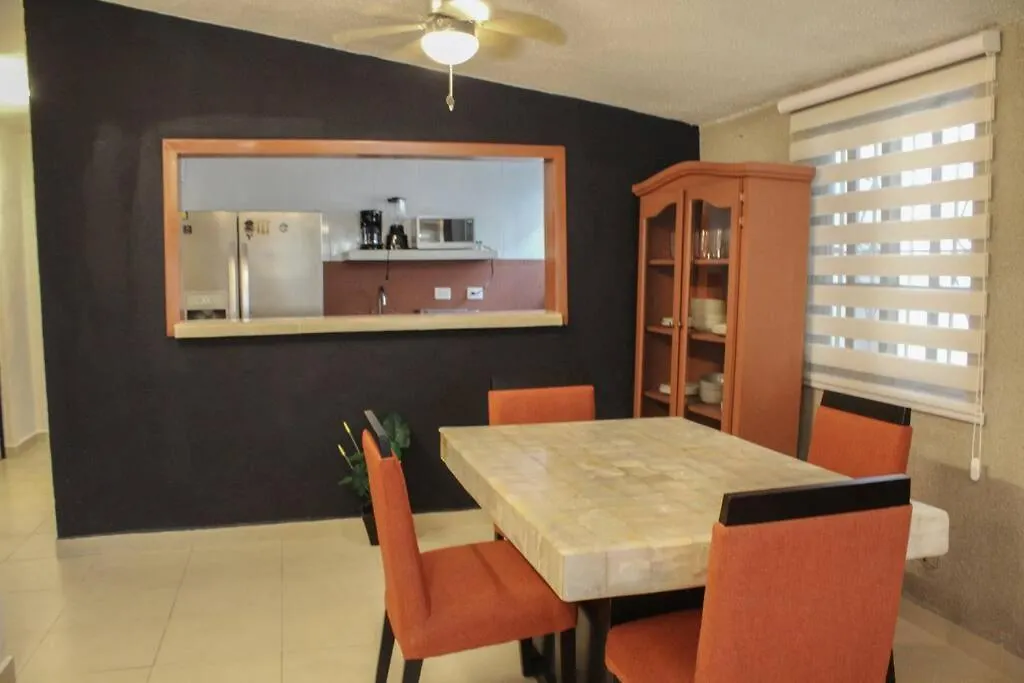 Espaciosa,Centrica Y Bonita Casa, 10 Personas Cancun 0*,