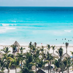 Üdülőközpont Nyx, Cancún