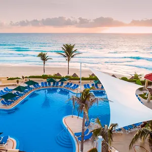 Üdülőközpont Gr Solaris, Cancún