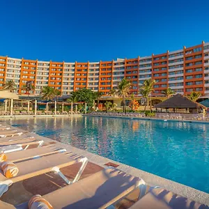 Üdülőközpont Crown Paradise Club, Cancún